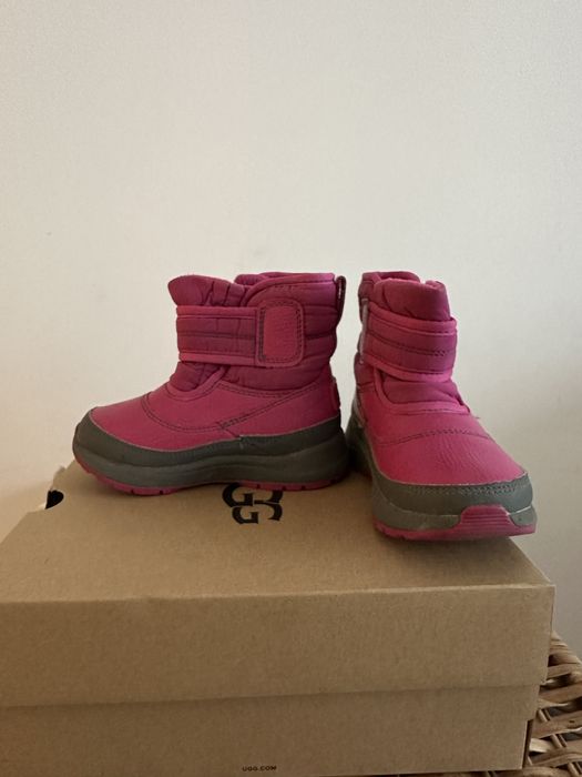 Детски апрески UGG EU 25