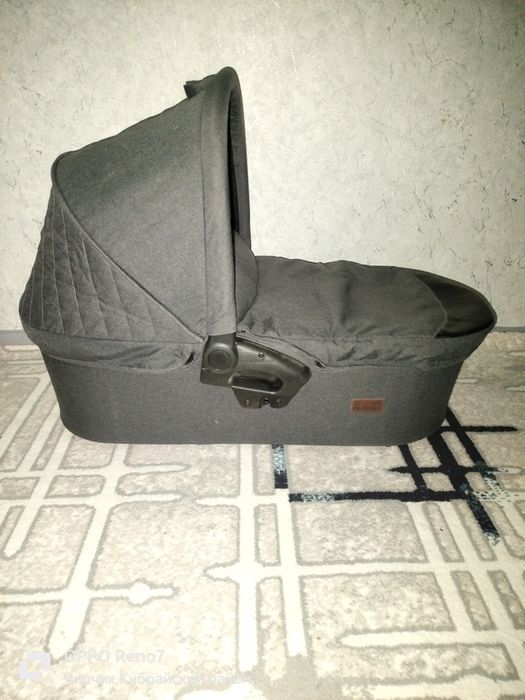 Продаётся коляска 3 в 1