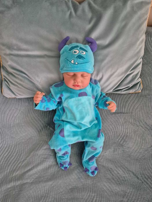 Ромпър.   George