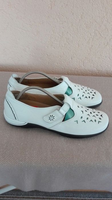 Pantofi noi piele C.D nr 41