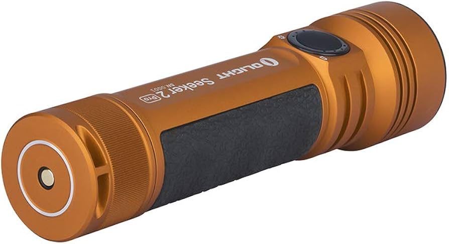 Olight Seeker 2 Pro 3200 лумена Three Cree XP-L HD CW LED тактичеки