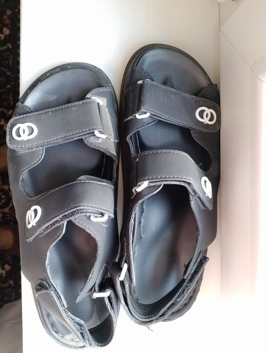 Санала женские, черные