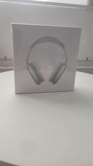 Casti 1 la 1 cu airpod max