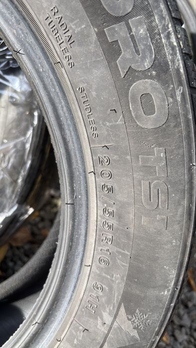 Cauciucuri de iarna SH 205/55/R16