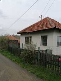 Vând casă în sat Cerișor, nr. 48