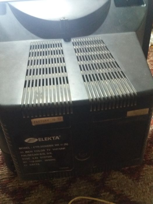 Патефон,проигрователи,телевизоряпонский  Смотрите 6 фото Читайте опис