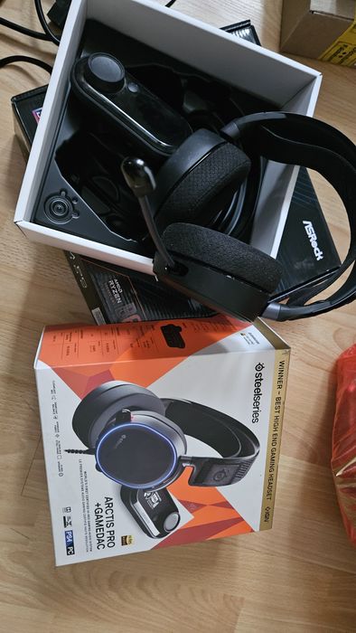 Игровые наушники SteelSeries artic pro