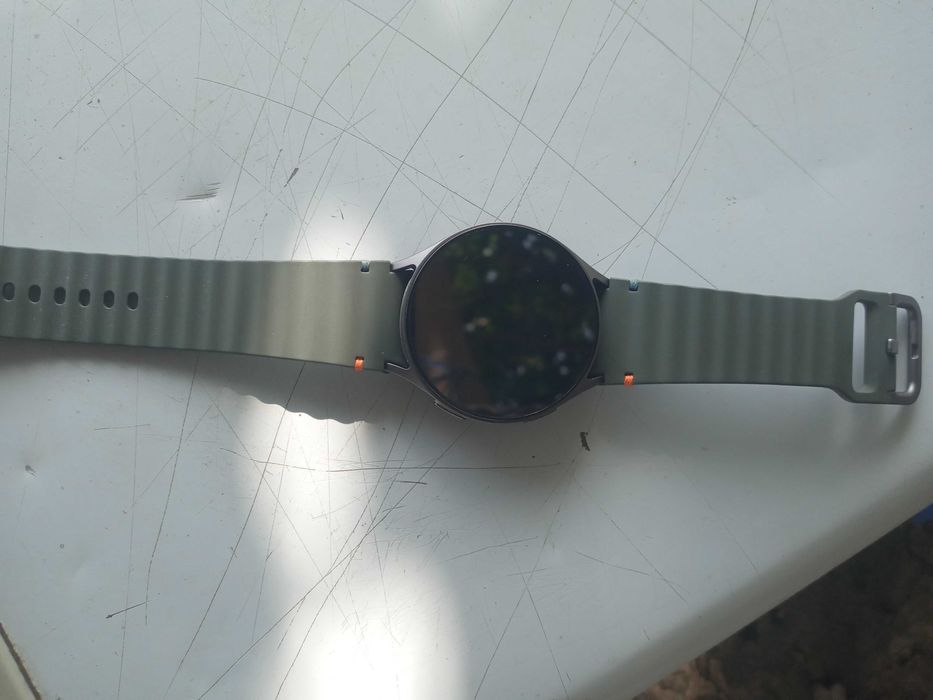 SM Galaxy watch7 sotiladi