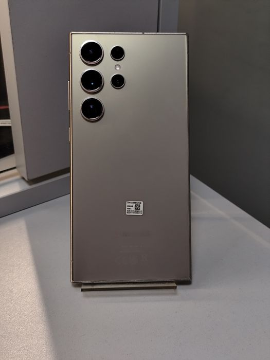 Samsung Galaxy S24 Ultra/Titanium Grey/256/12GB