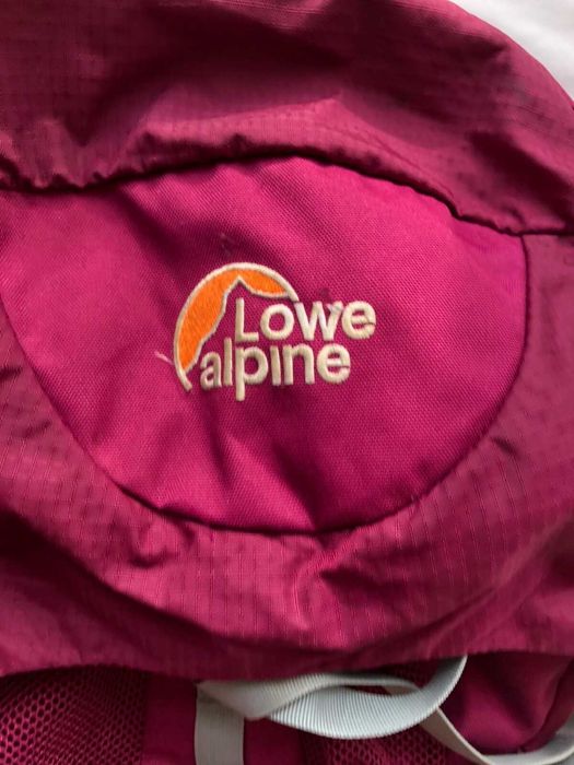 Rucsac Lowe Alpine, model Ama Dablam pt femei 60/75l