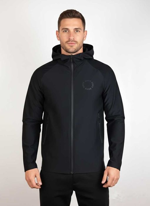 Hugo Boss Savoog - Оригинално мъжко горнище размер S
