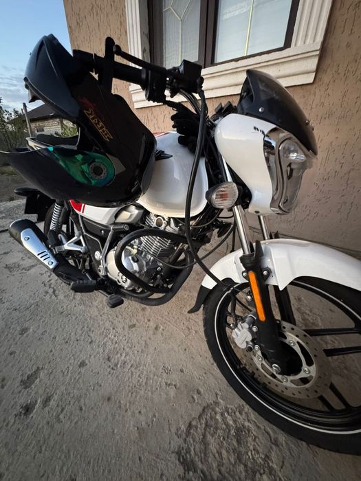 Продам мото Баджаж 150 куб