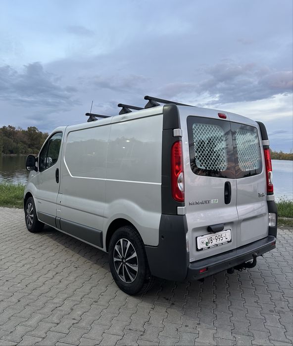 Renault Trafic, Cutie Automata