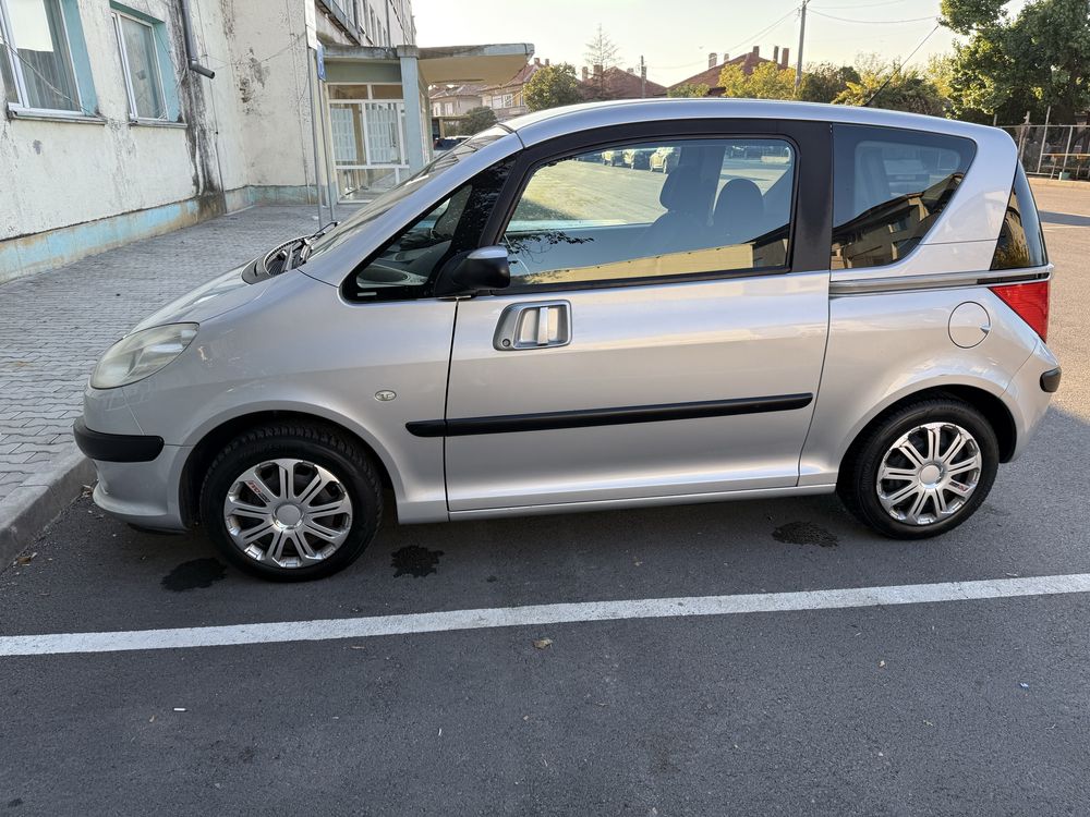Peugeot 1007 1.4i бензин