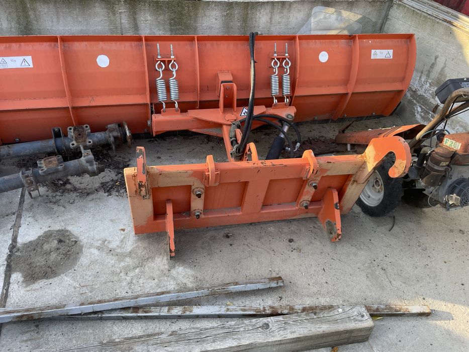 Vand lama deszapezire hidraulica  buldoexcavator, tractor