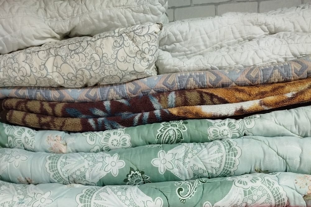 Корпе бу  шерсть, покрывало и подушки все за 35000