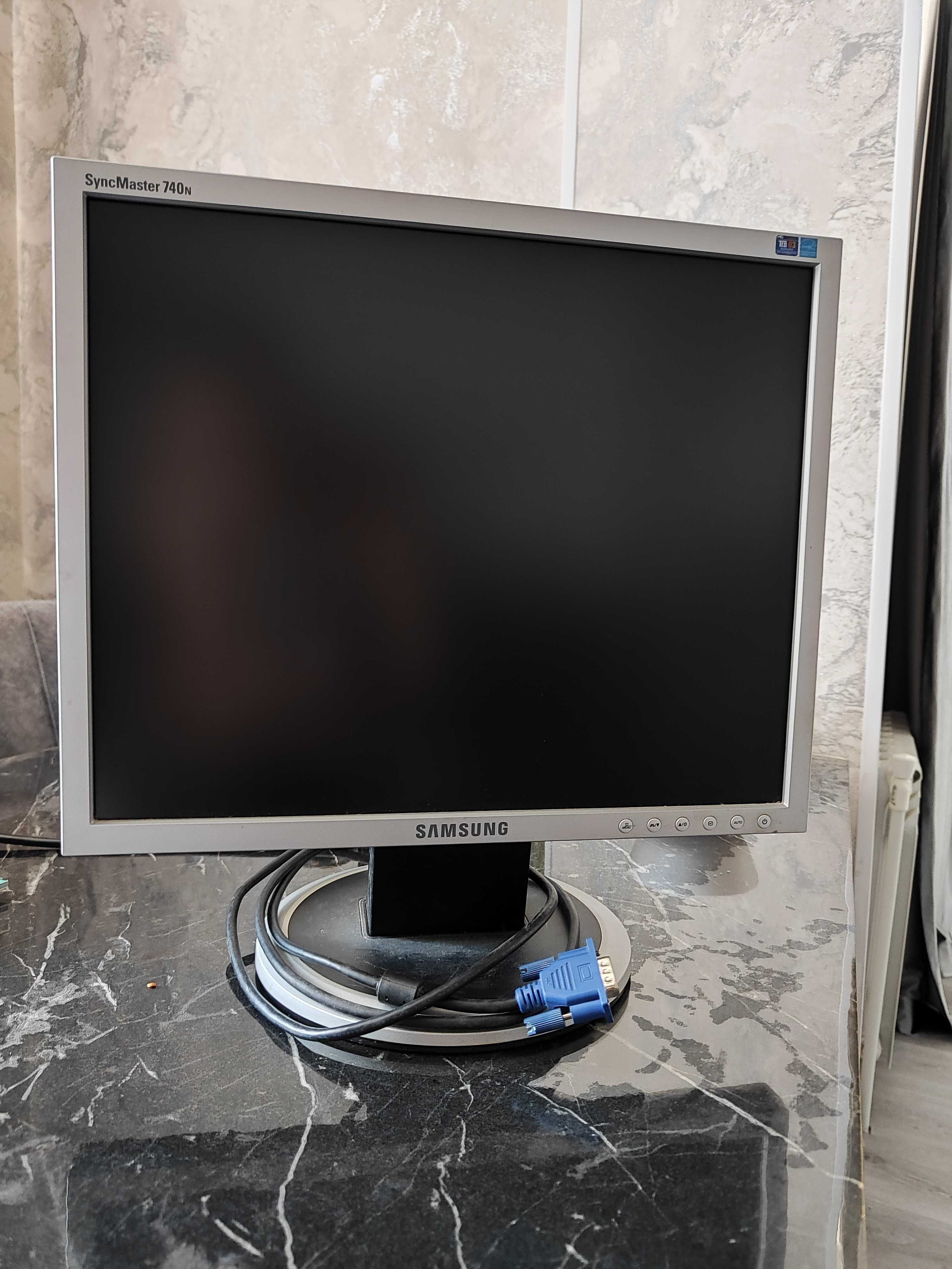 Продам 17" монитор Samsung