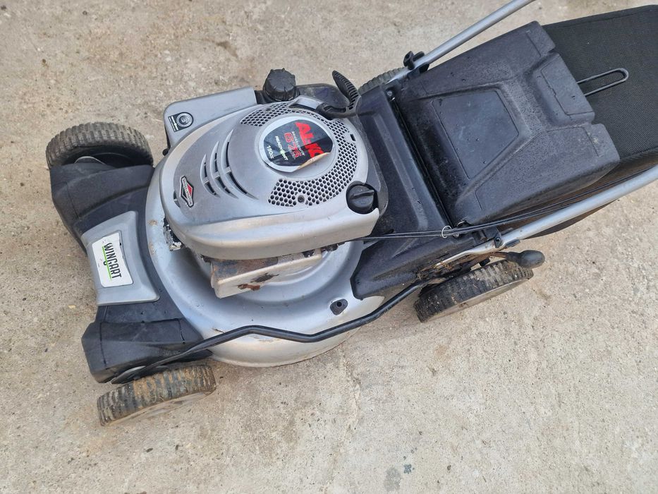 Masina de tuns iarba su gazon WINGART benzina BRIGGS 4CP Tractiune COS