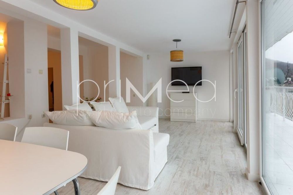 Продава се Къща в Свети Влас - 380 кв.м за 1053 €/кв.м - Снимка #1