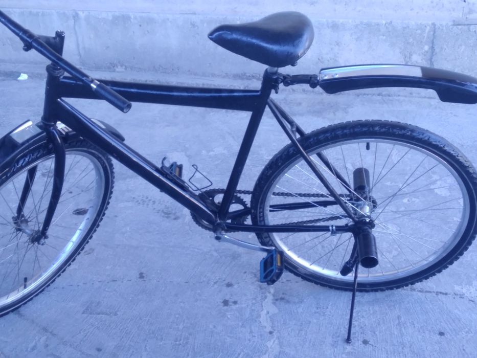 Arzon velosiped sotiladi