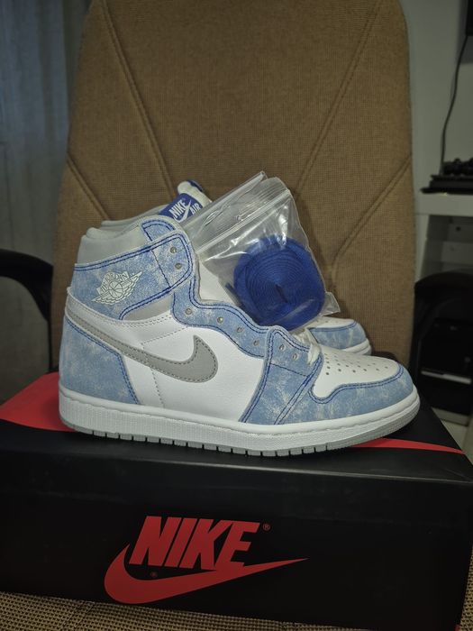 Nike air Jordan 1 Hyper Royale