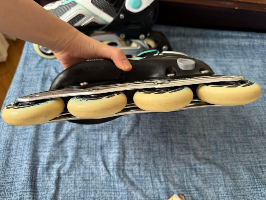 Role Raven Pulse Black/Mint reglabile mărimea 37-40