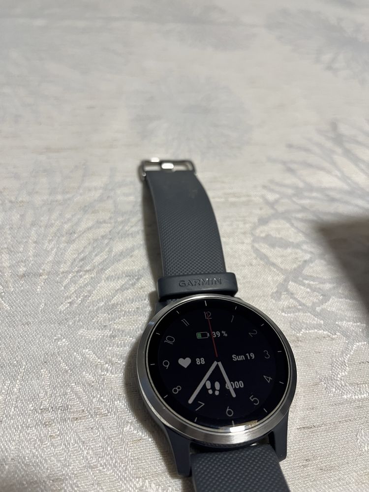 Garmin vivoactive 4