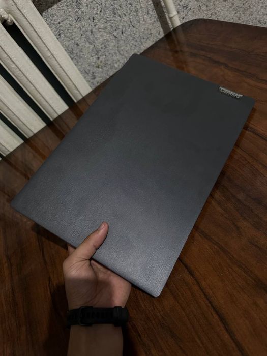 Lenovo noutbuk holati ideal