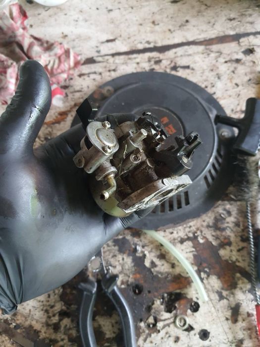 Reparatii drujbe,masini de tuns,motocultoare,scutere,atv