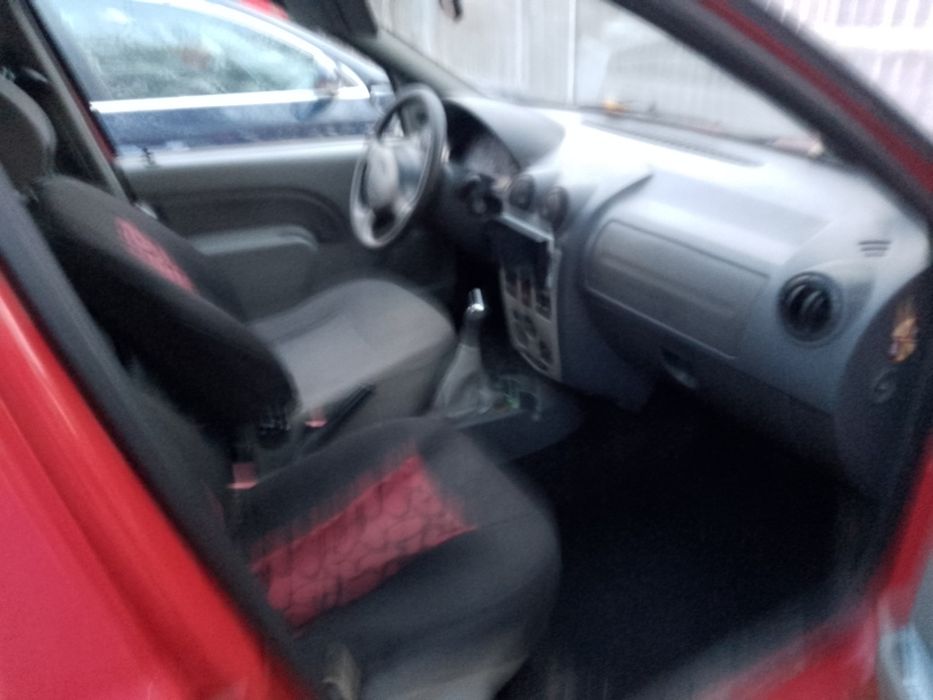 Vând Logan 1.4 gpl euro 4