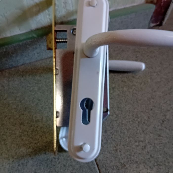 Дръжки  за интериорни врати