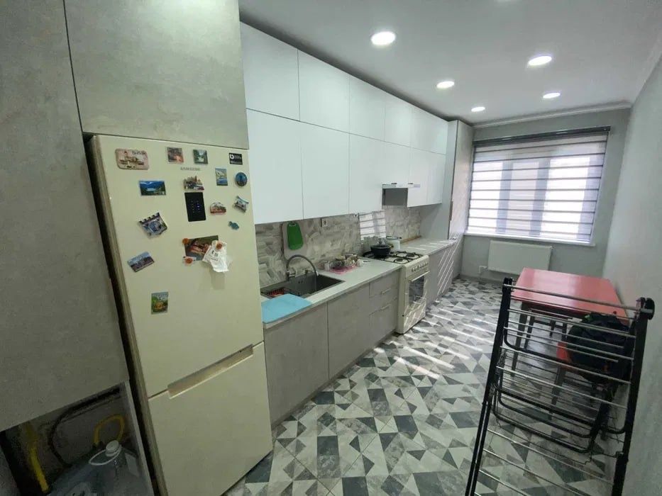 Yunusobod 15- kvartil Turkiston metro yaqinida ijaraga kvartira bor