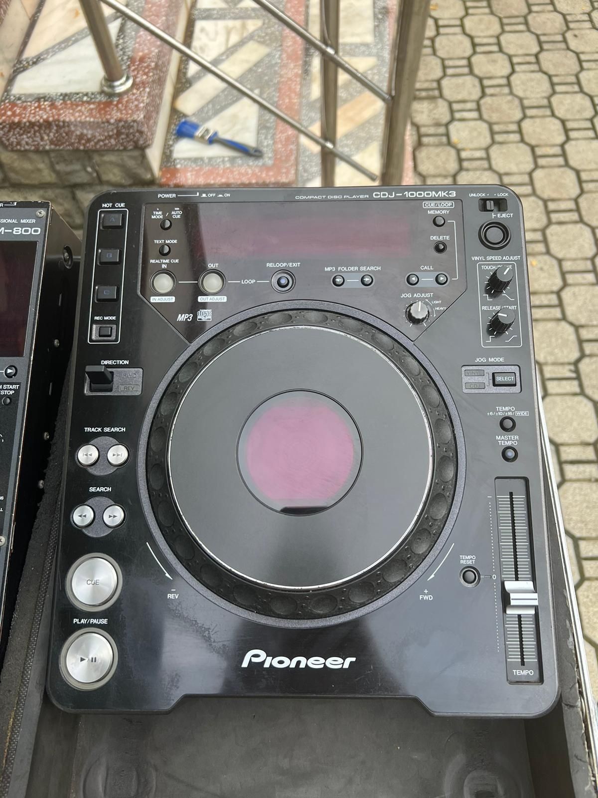 2xPioneer CDJ-100MK3+1xPioneer DJM800+CASE