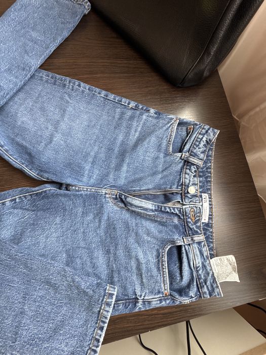 Дънки Zara Mom fit умален размер