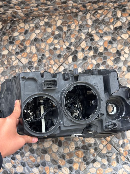 Фар за BMW F15 във добро състояние