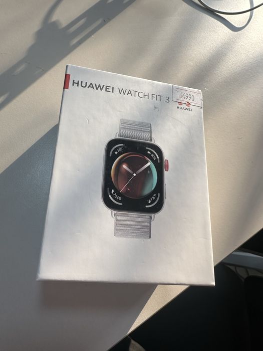 Смарт часы Huawei fit 3 NFC.