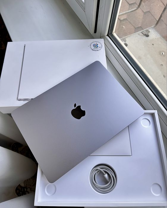 MacBook Air M3 Gray 16/256GB 99%