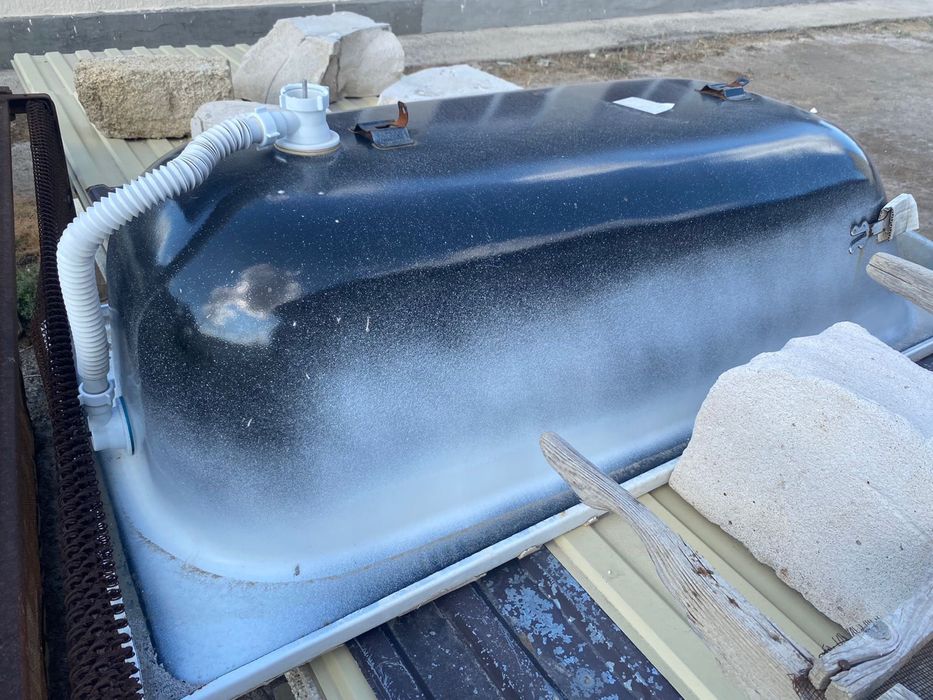 Продаю железную ванную в хорошем состоянии