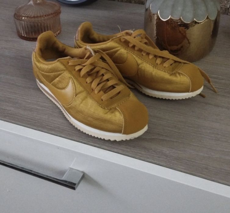 Nike cortez mustar auriu 37,5
