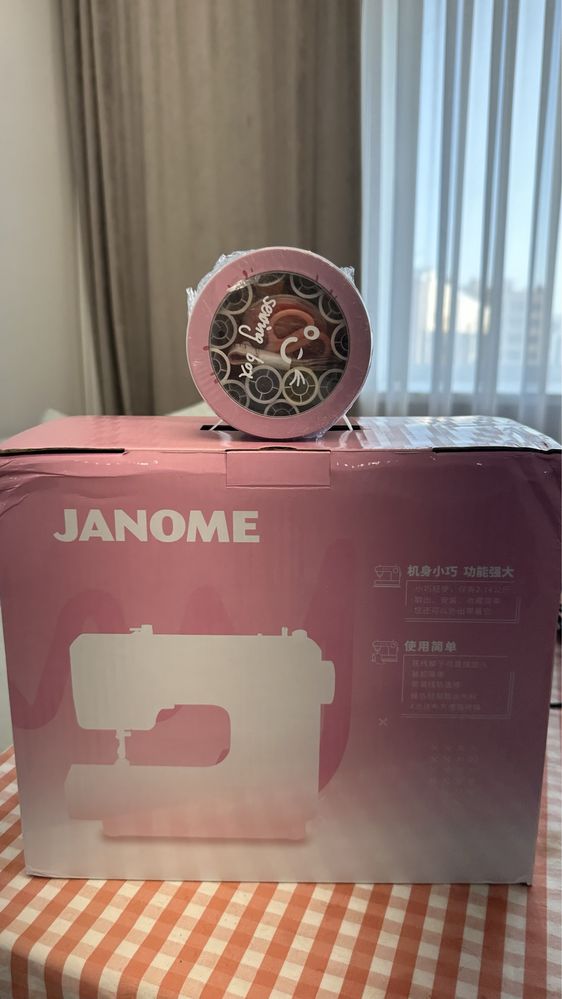 Швейная машинка Janome 525A