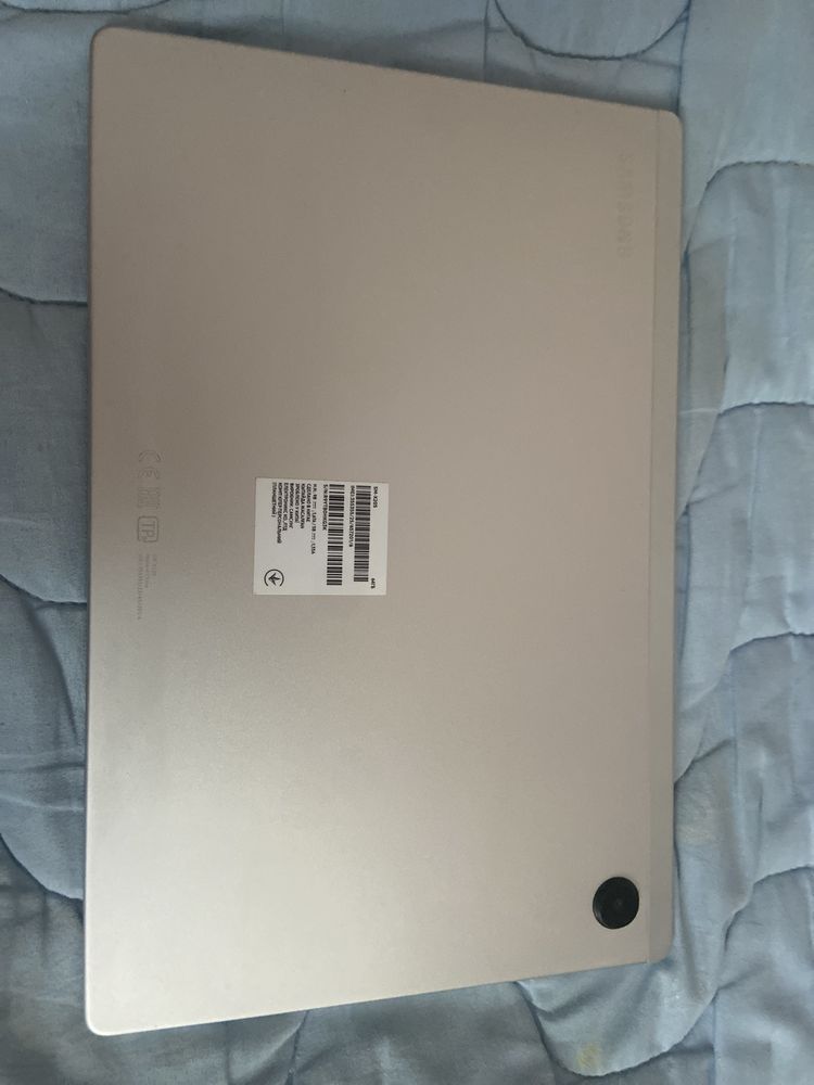 продам плантшет Tab A8