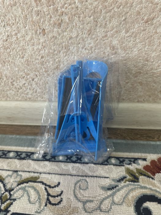 Приспособление для надевания носков, колгот