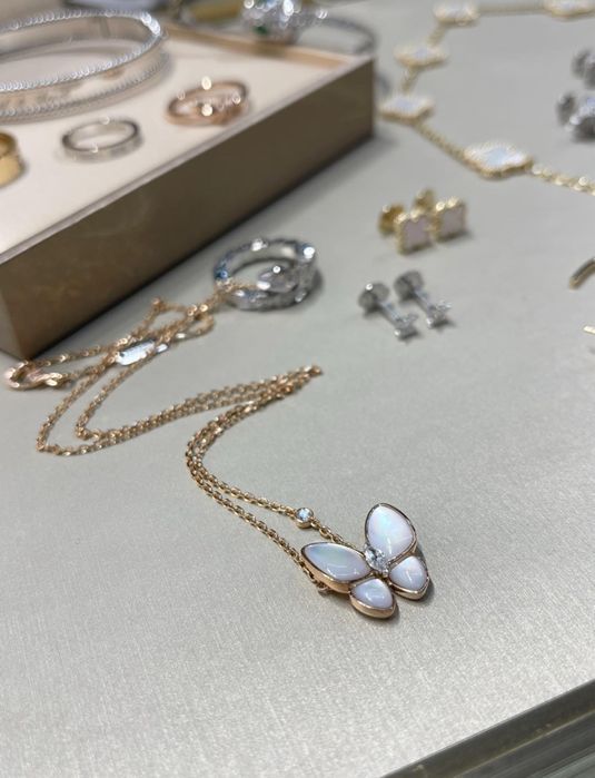 Van Cleef & Arpels Колье Two Butterfly