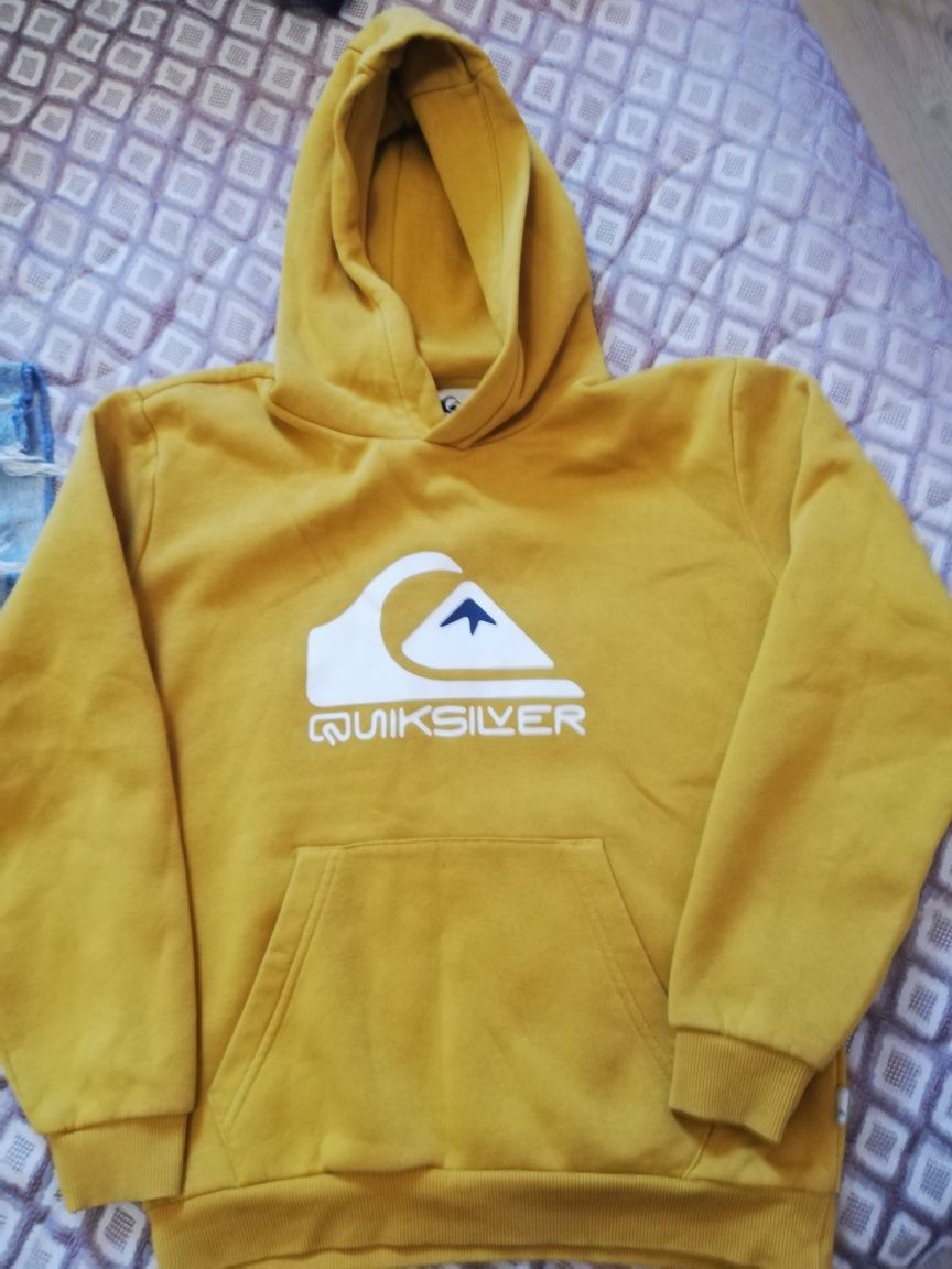 Суичър Quiksilver за момче