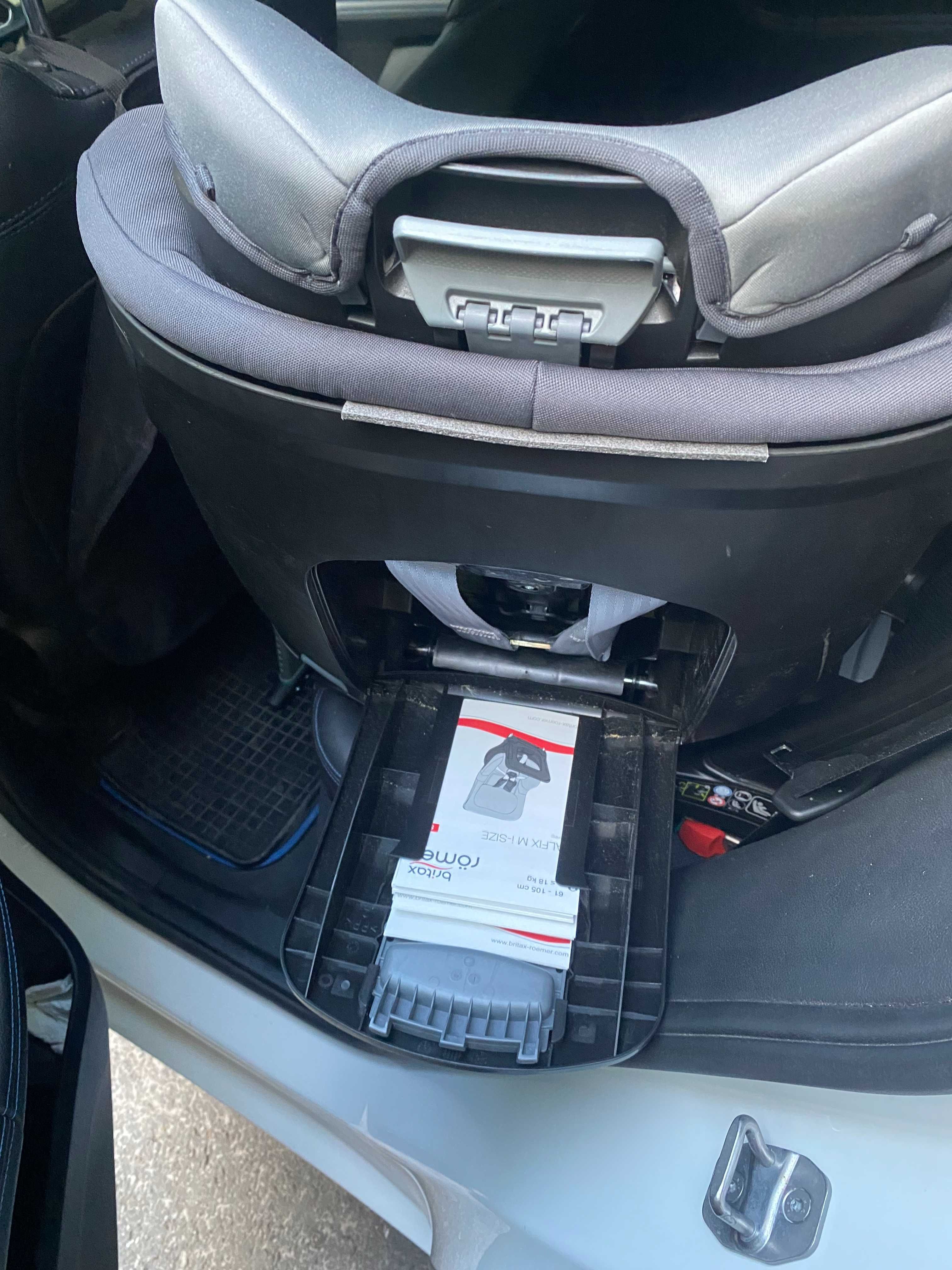 Scaun auto Britax Romer-Dualfix M i-Size, testat ADAC, 3 luni-4 ani