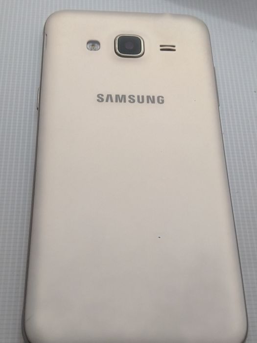 Samsung S6 и Samsung Galaxy J7 Prime