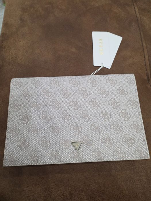 Портфейл Guess Orlina - в кутия