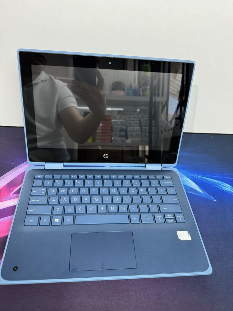 Noytbook    hp m3-8100