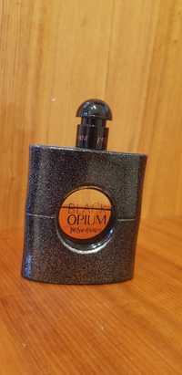 Black Opium Yves Sant Laurent
