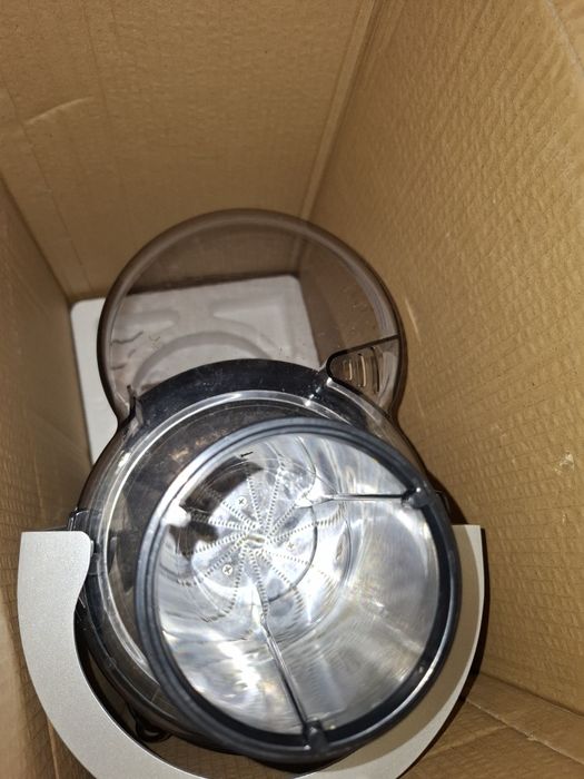 Uakeen Germany 1200W sharbat chiqargich sotiladi